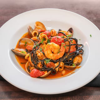 Linguine al Nero di Seppia