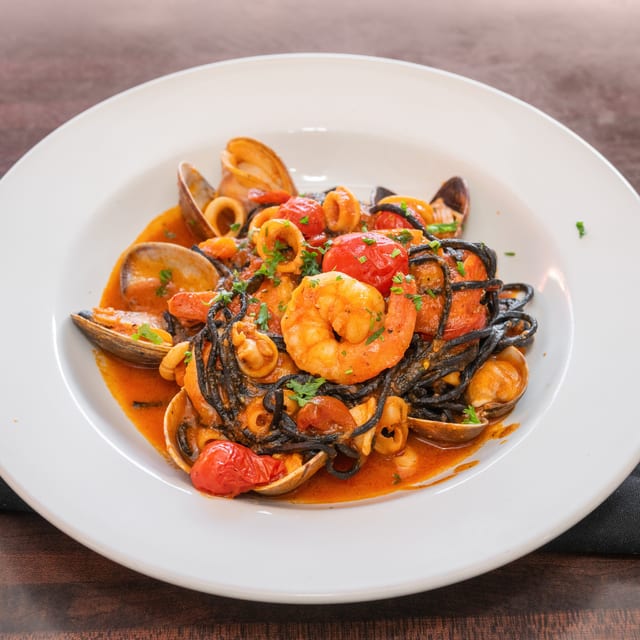 Linguine al Nero di Seppia.